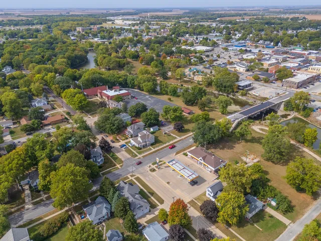 $164,900 | 304 South Mill Street, Pontiac, IL 61764