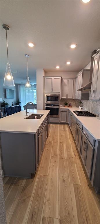 5633 Del Coronado Drive Apollo Beach, FL 33572 - Photo 8 of 39