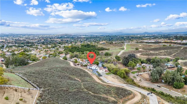 $1,150,000 | 1993 Lyon Avenue, Riverside, CA 92503