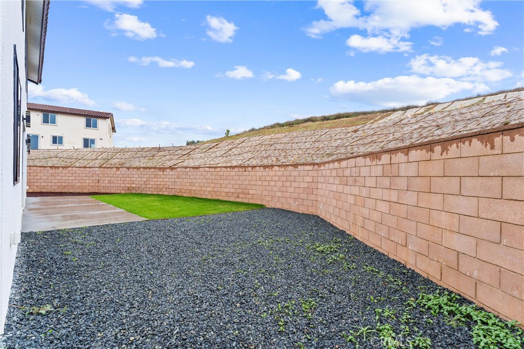 1993 Lyon Avenue Riverside, CA 92503 - Photo 58 of 61 a view of a backyard with a garden