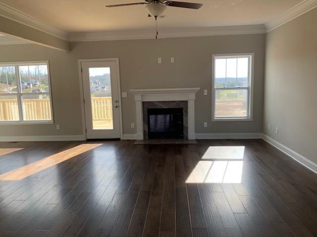 Spacious Family Room