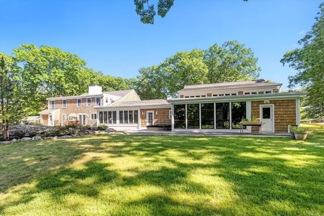 $2,850,000 | 8 Evergreen Lane, Hingham, MA 02043