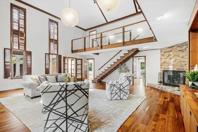 $2,850,000 | 8 Evergreen Lane, Hingham, MA 02043