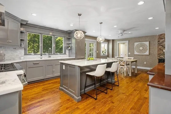 $2,850,000 | 8 Evergreen Lane, Hingham, MA 02043
