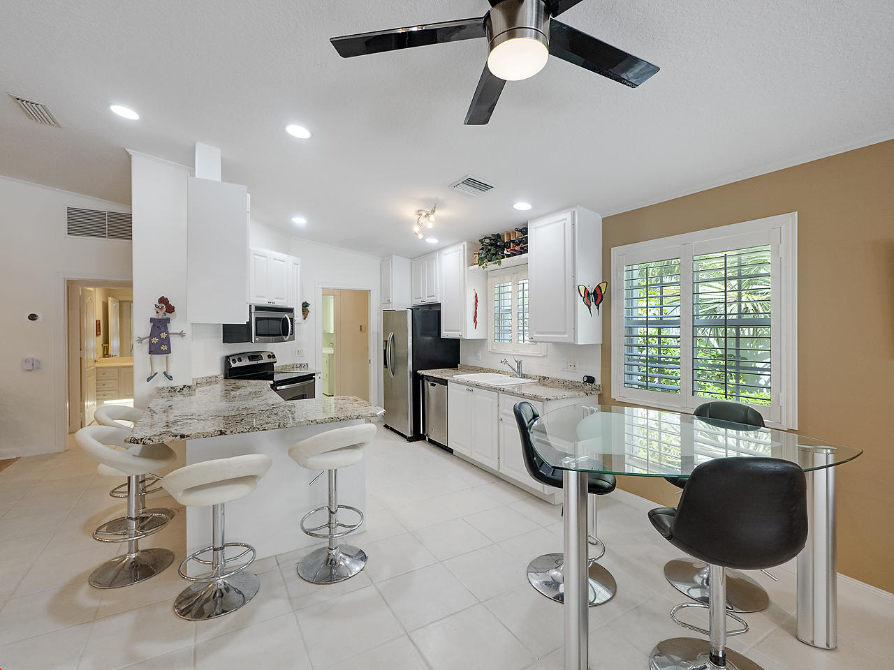 816 Southwest Balmoral Trace Stuart, FL 34997 - Photo 2 of 13 Florida Club