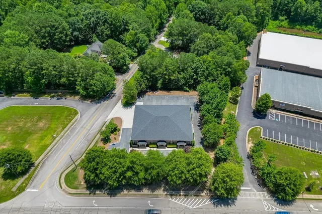 $1,499,000 | 6105 Atlanta Highway, Flowery Branch, GA 30542