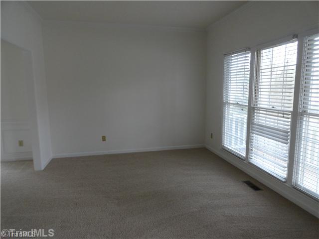 3606 Chance Road Greensboro, NC 27410 - Photo 5 of 10 Living Room.