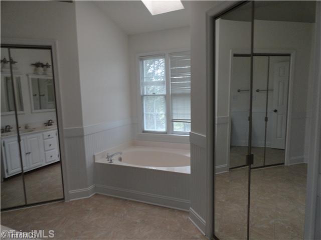 3606 Chance Road Greensboro, NC 27410 - Photo 7 of 10 Master Bath/Spa.