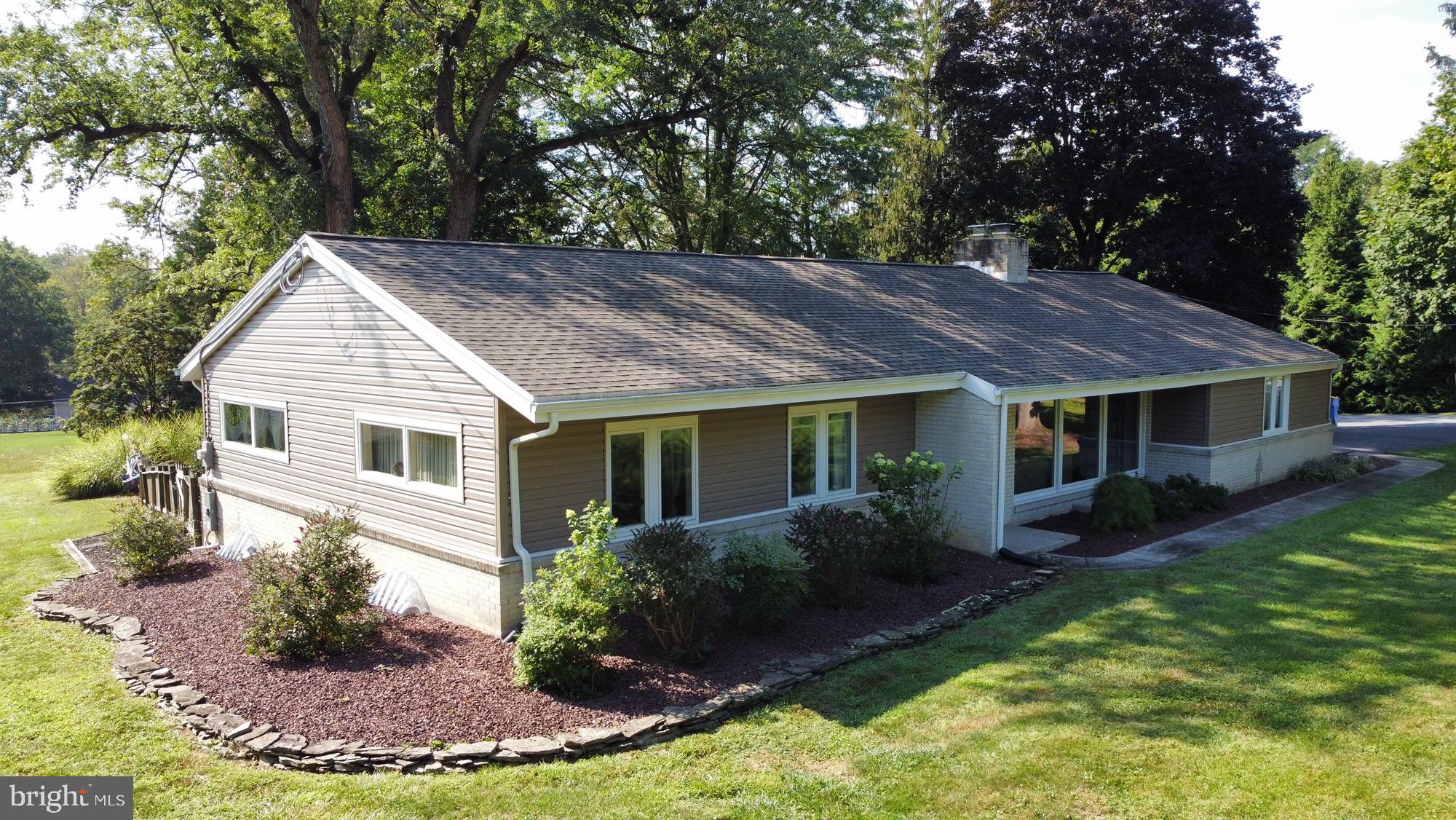 1756 Ridgewood Road York, PA 17406 - Photo 3 of 45 Gallery Image 3