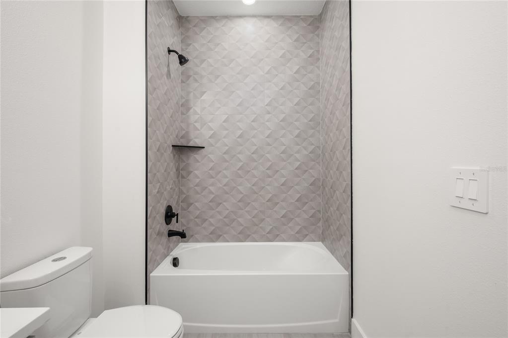 146 Coronado Road DeBary, FL 32713 - Photo 24 of 39