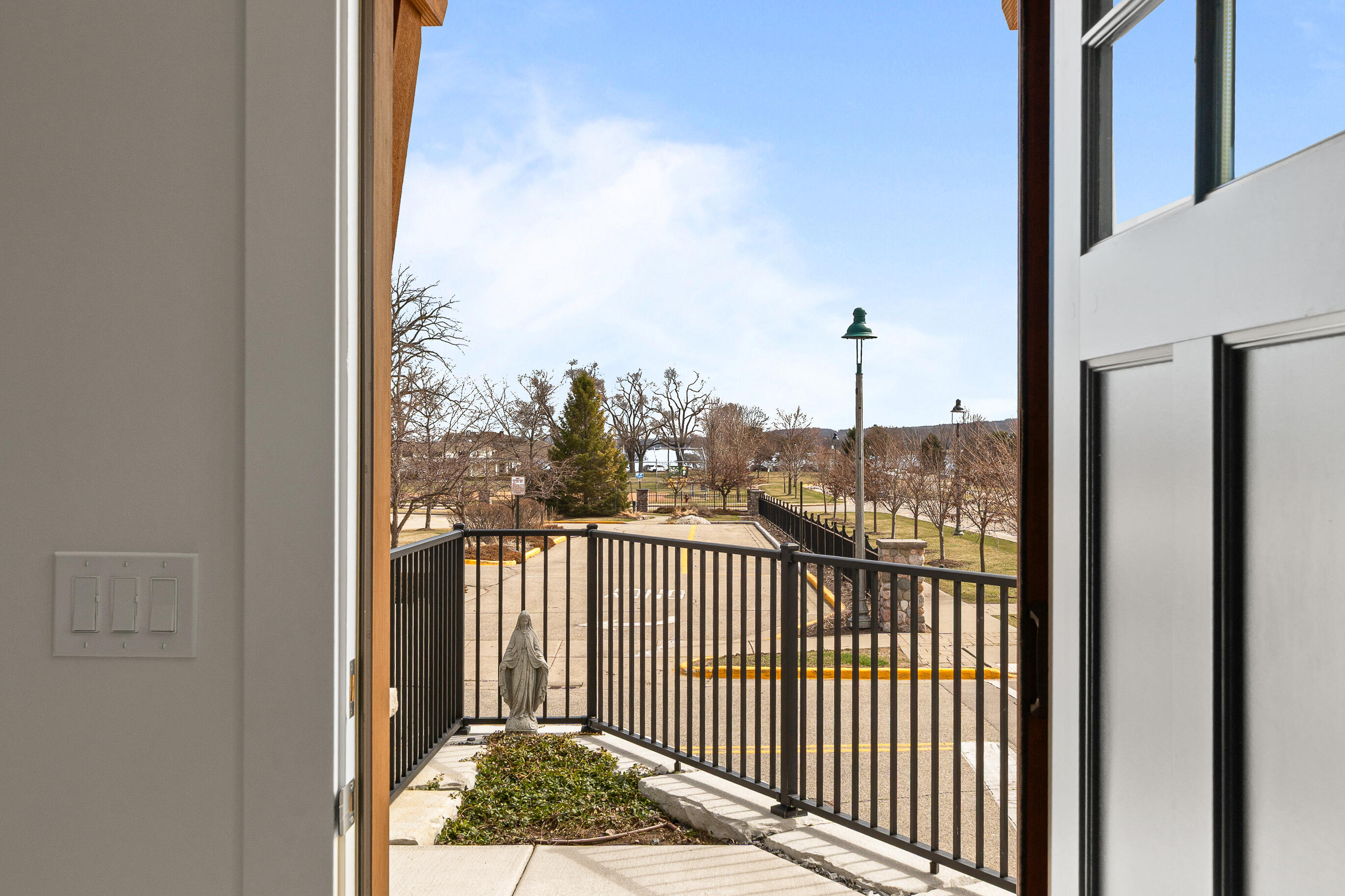 278 High Street, Unit 9 Fontana, WI 53125 - Photo 105 of 110 278 High St-19