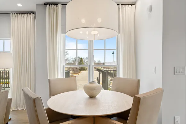 $1,765,000 | 278 High Street, Unit 9, Fontana, WI 53125