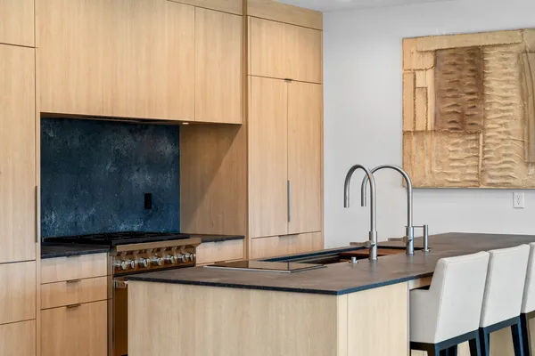 $1,765,000 | 278 High Street, Unit 9, Fontana, WI 53125