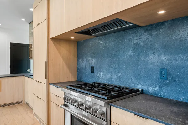 $1,765,000 | 278 High Street, Unit 9, Fontana, WI 53125