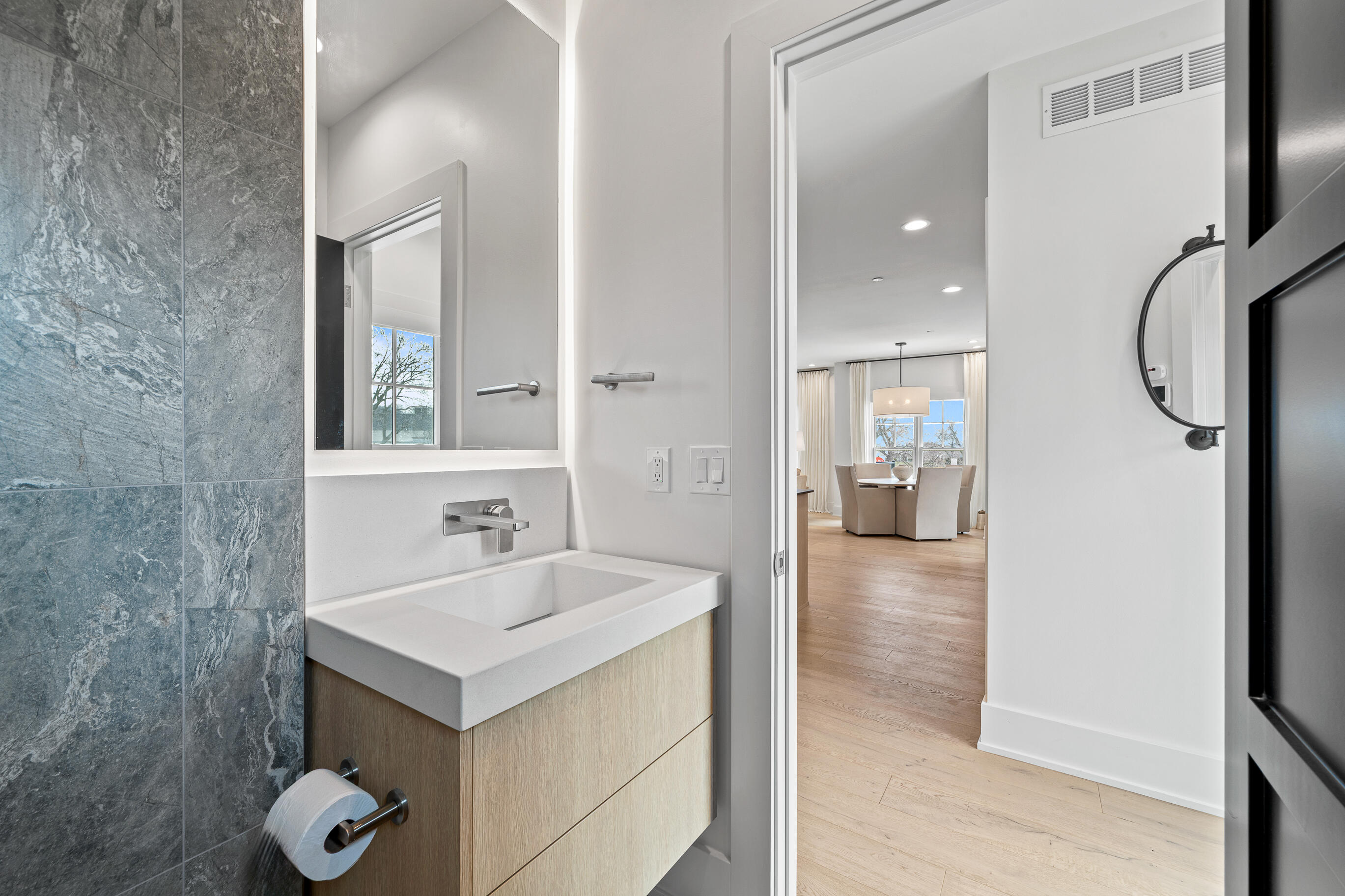 278 High Street, Unit 9 Fontana, WI 53125 - Photo 39 of 115 278 High St-59