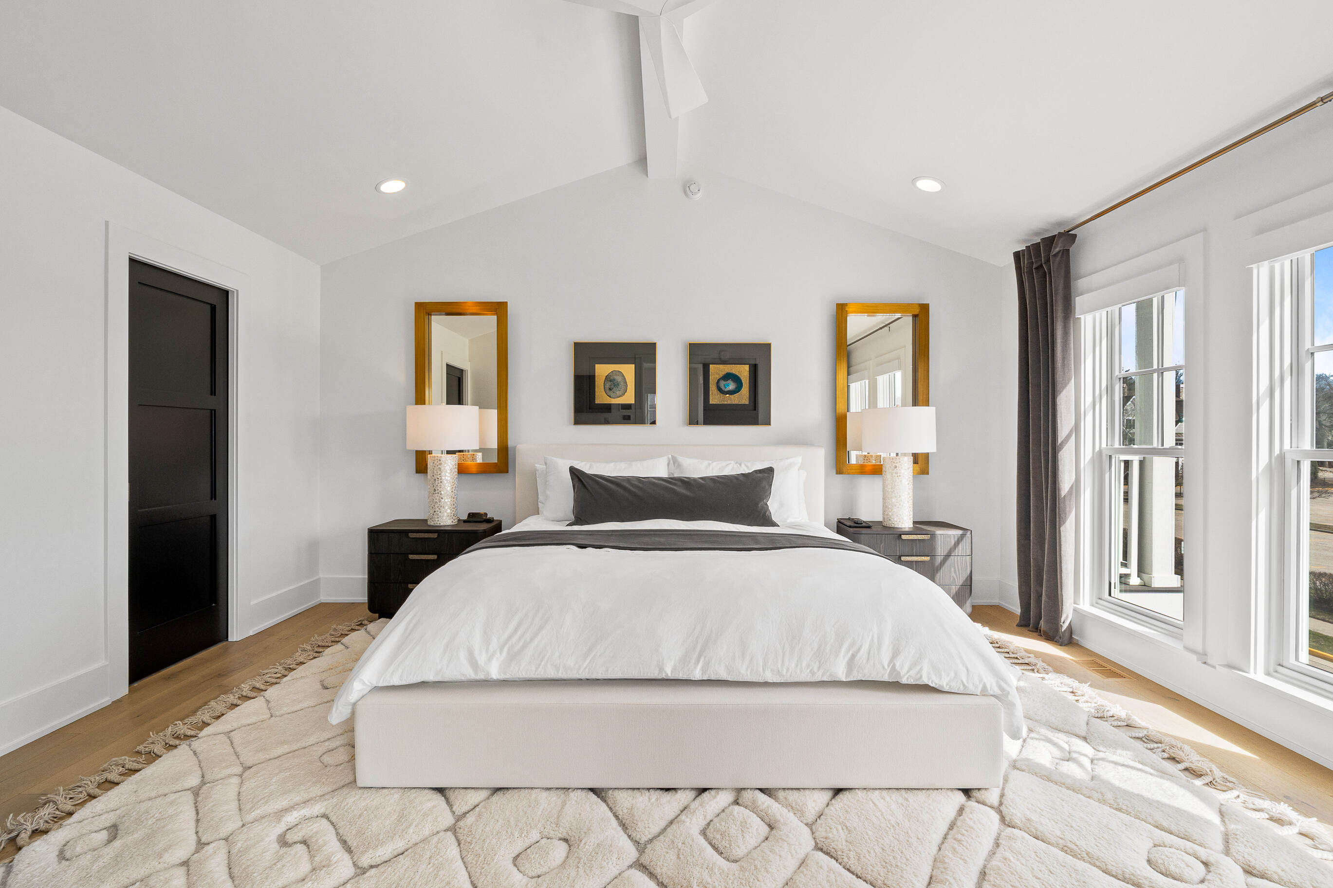 278 High Street, Unit 9 Fontana, WI 53125 - Photo 45 of 115 Primary Bedroom