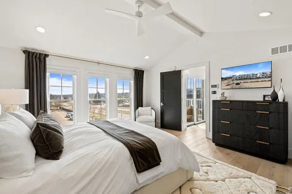 $1,765,000 | 278 High Street, Unit 9, Fontana, WI 53125