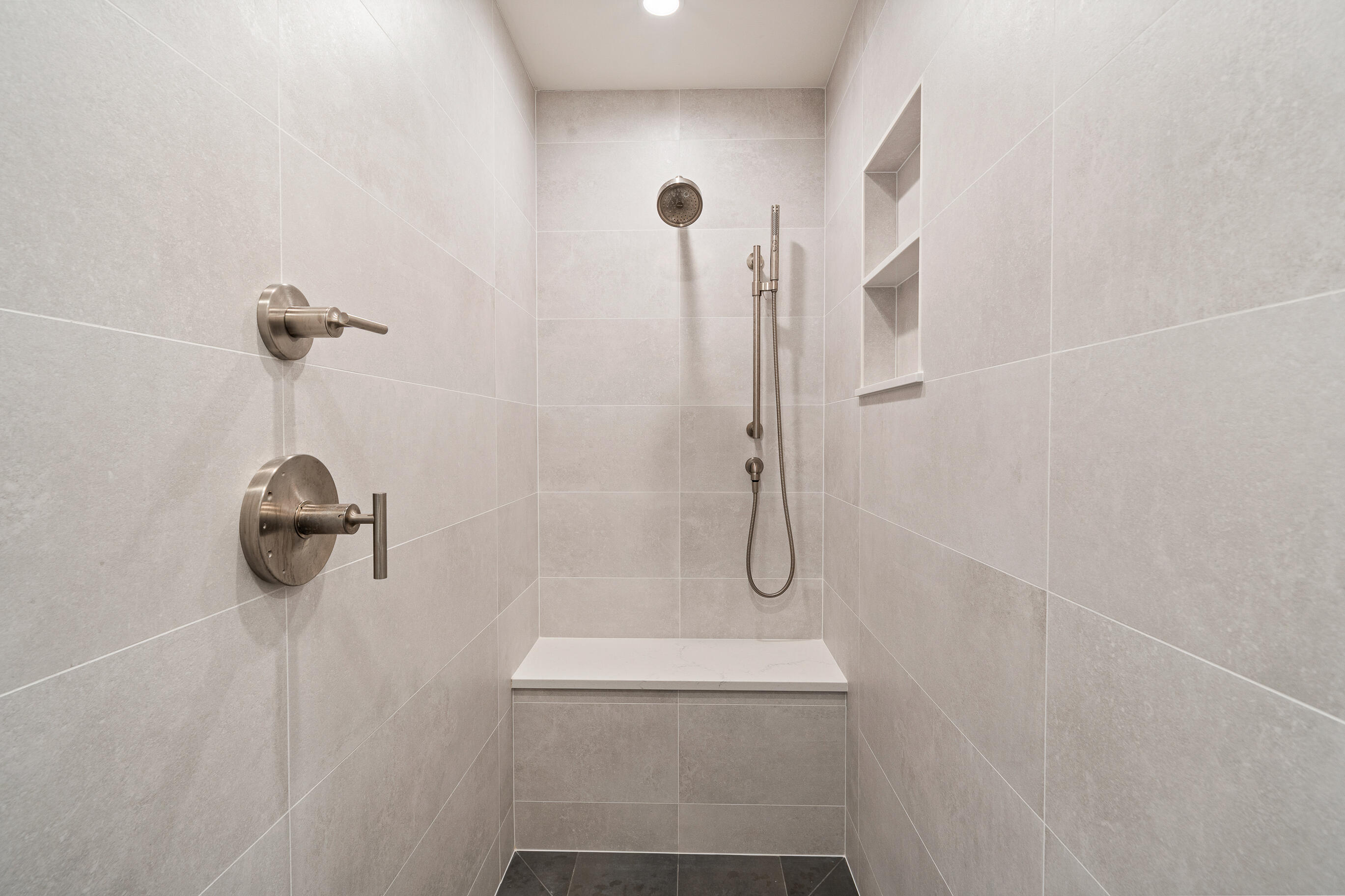 278 High Street, Unit 9 Fontana, WI 53125 - Photo 59 of 115 278 High St-86