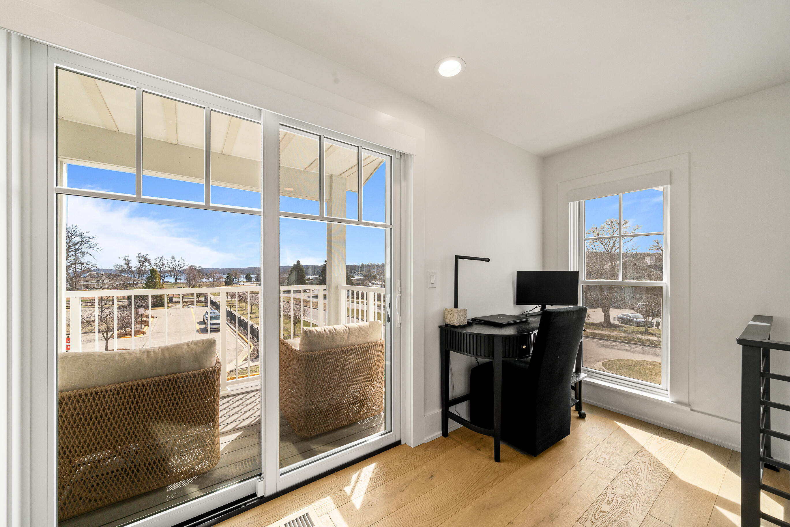 278 High Street, Unit 9 Fontana, WI 53125 - Photo 63 of 124 Office Nook