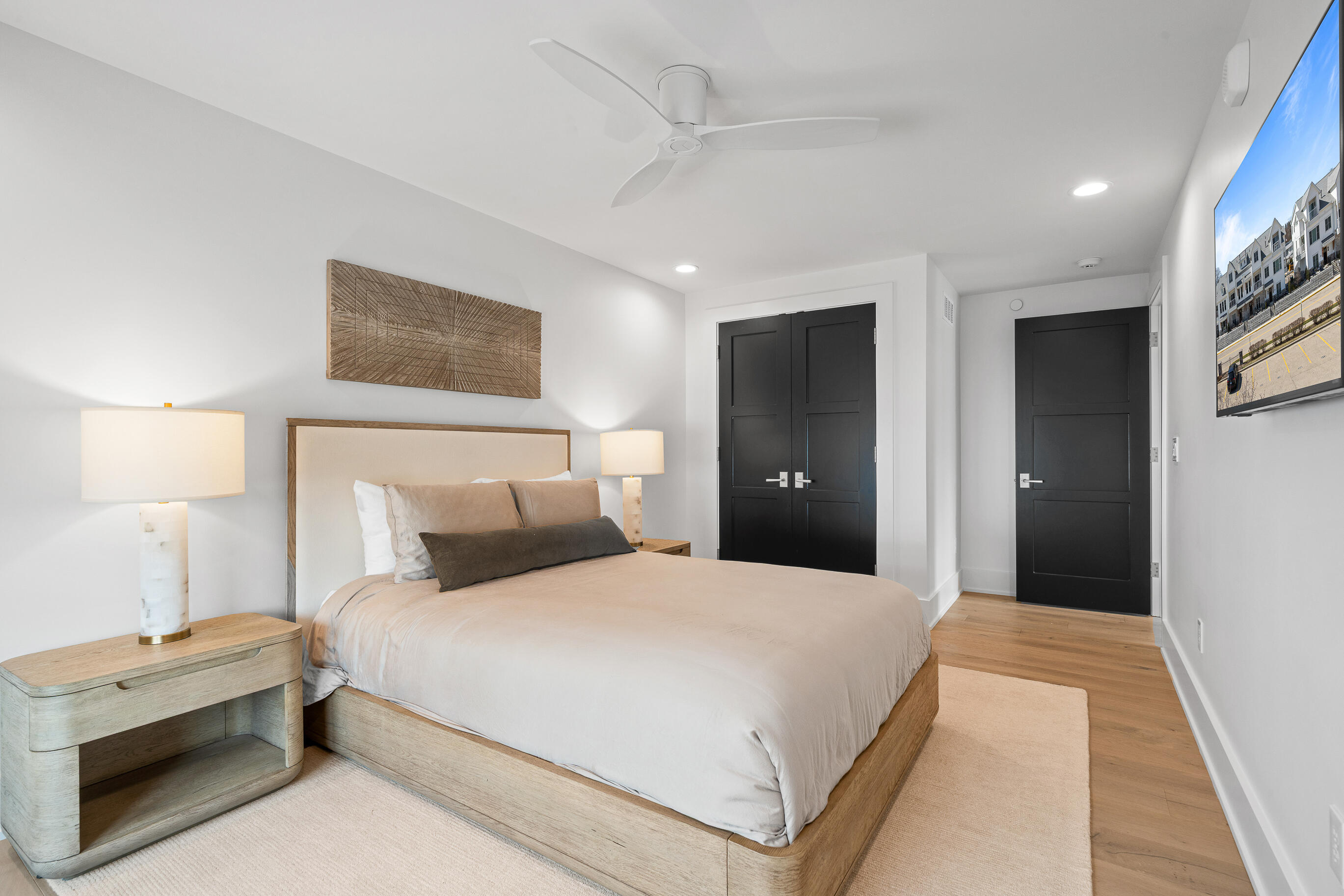 278 High Street, Unit 9 Fontana, WI 53125 - Photo 76 of 115 Second Bedroom