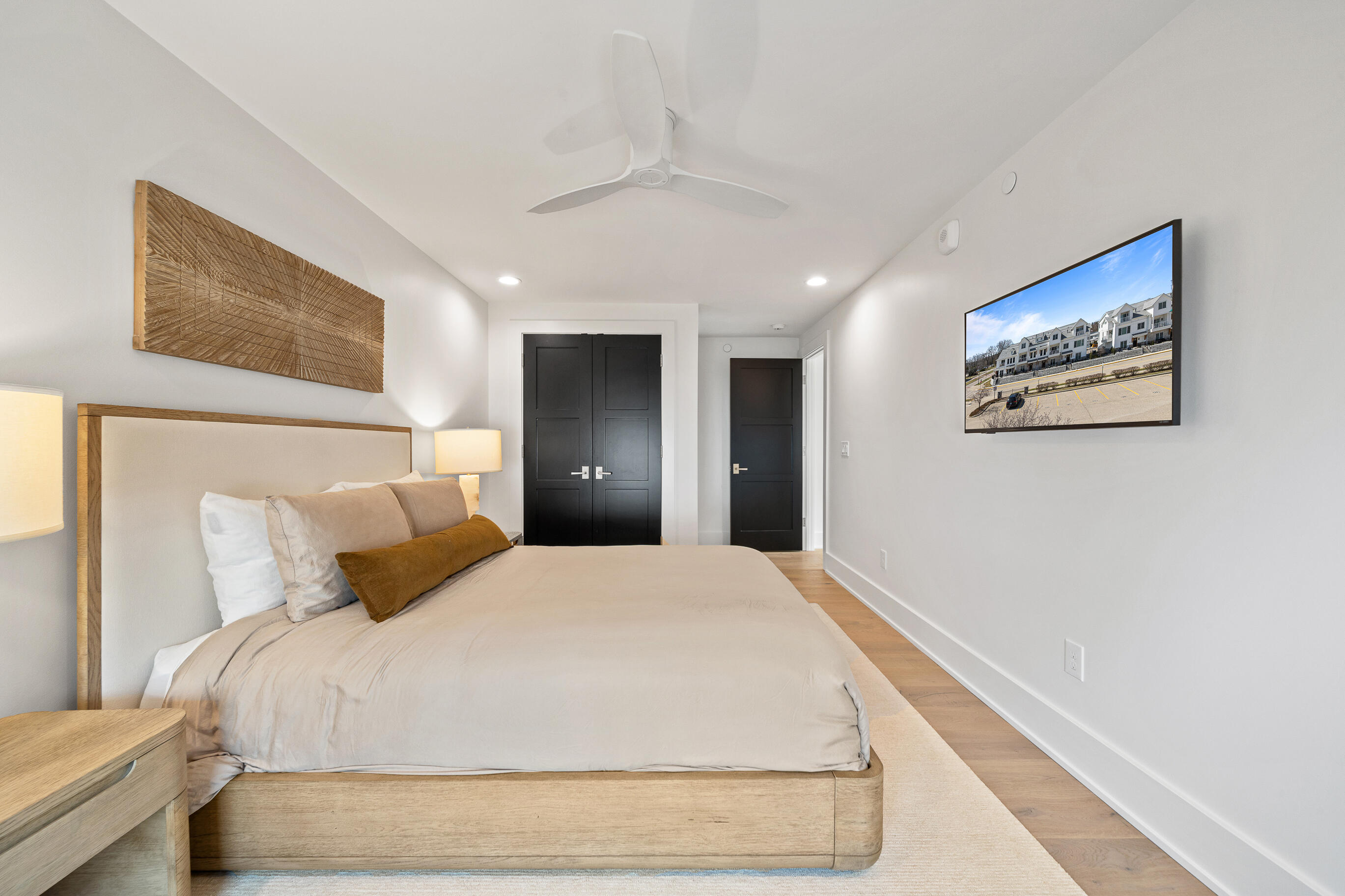 278 High Street, Unit 9 Fontana, WI 53125 - Photo 77 of 115 278 High St-125