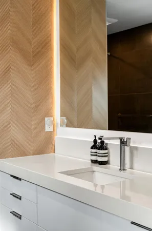 $1,765,000 | 278 High Street, Unit 9, Fontana, WI 53125