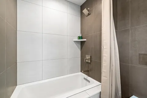 $1,765,000 | 278 High Street, Unit 9, Fontana, WI 53125