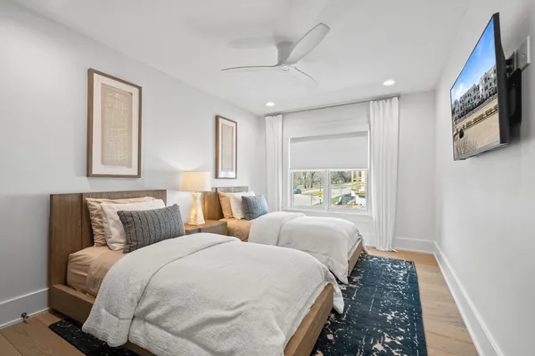 $1,765,000 | 278 High Street, Unit 9, Fontana, WI 53125