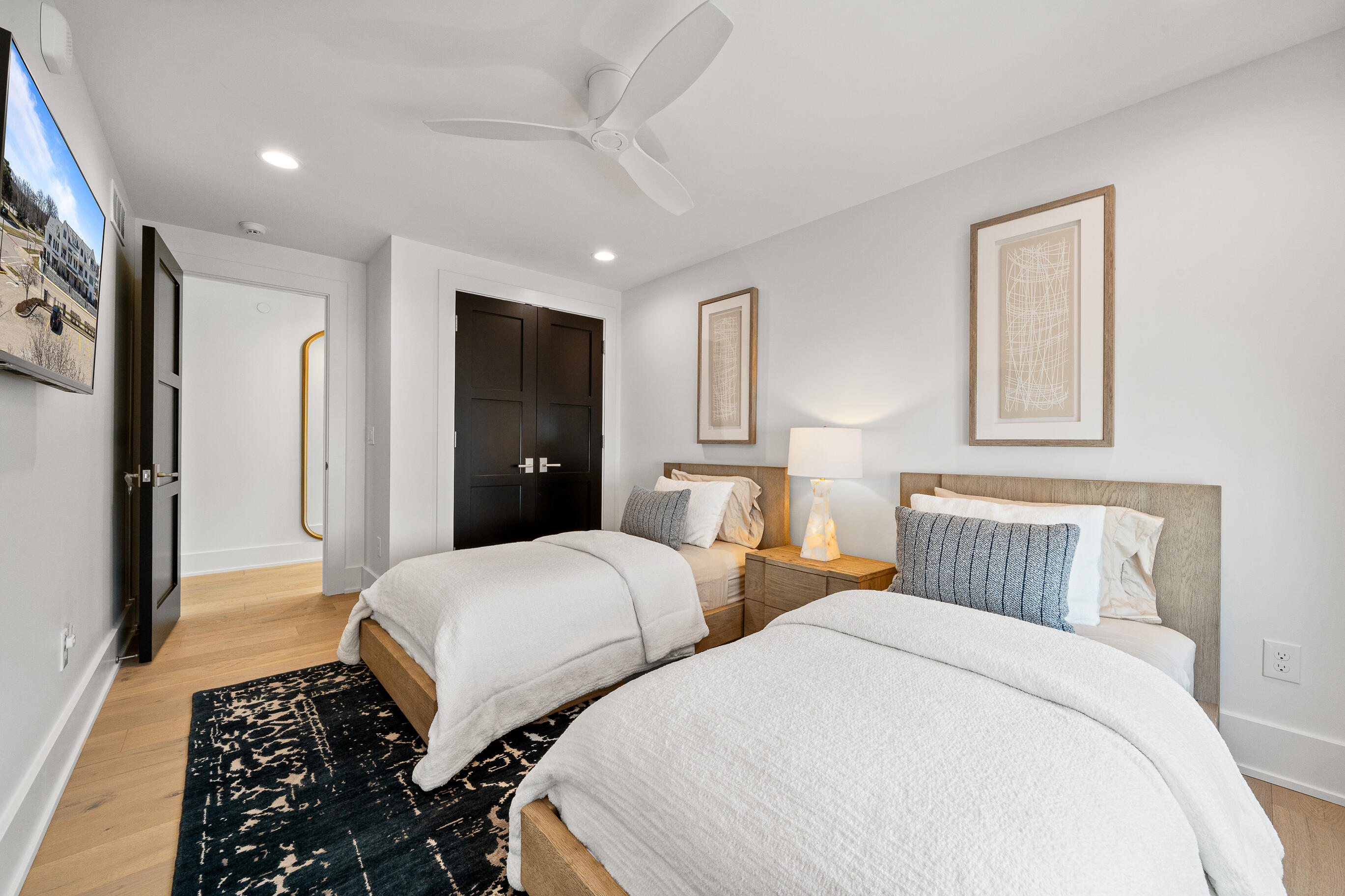 278 High Street, Unit 9 Fontana, WI 53125 - Photo 87 of 115 278 High St-119