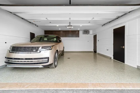 $1,765,000 | 278 High Street, Unit 9, Fontana, WI 53125