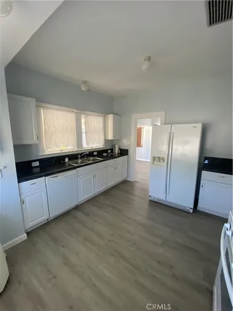 $4,500 | 500 West 3rd Street, Tustin, CA 92780