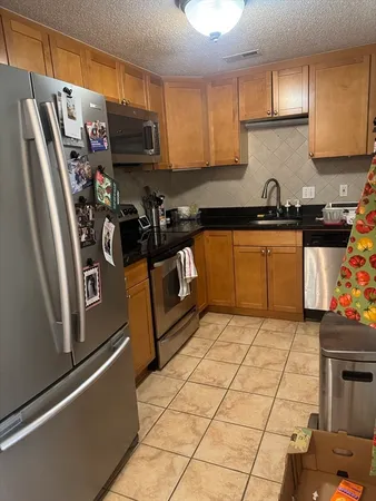 $4,300 | 2456 Massachusetts Avenue, Unit 304, Cambridge, MA 02140