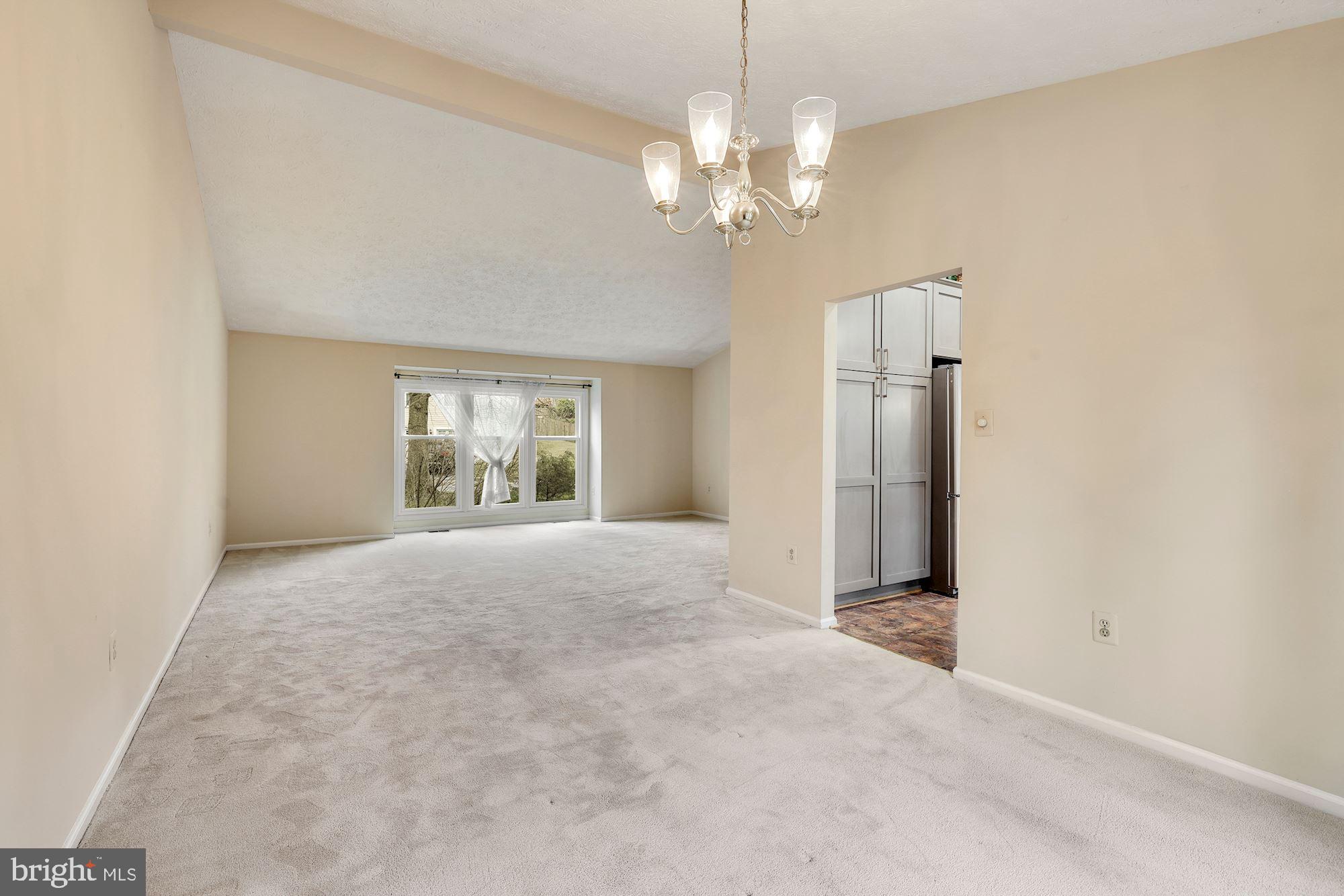 2916 Memory Lane Silver Spring, MD 20904 - Photo 16 of 43 Dining Room