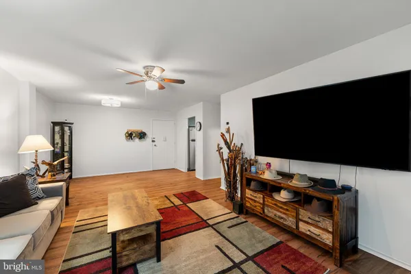 $150,000 | 100 West Avenue, Unit 301S, Jenkintown, PA 19046