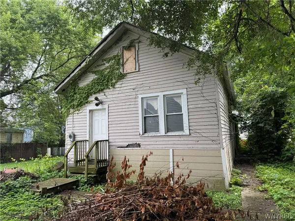 $229,900 | 231 Hamburg Street, Buffalo, NY 14204