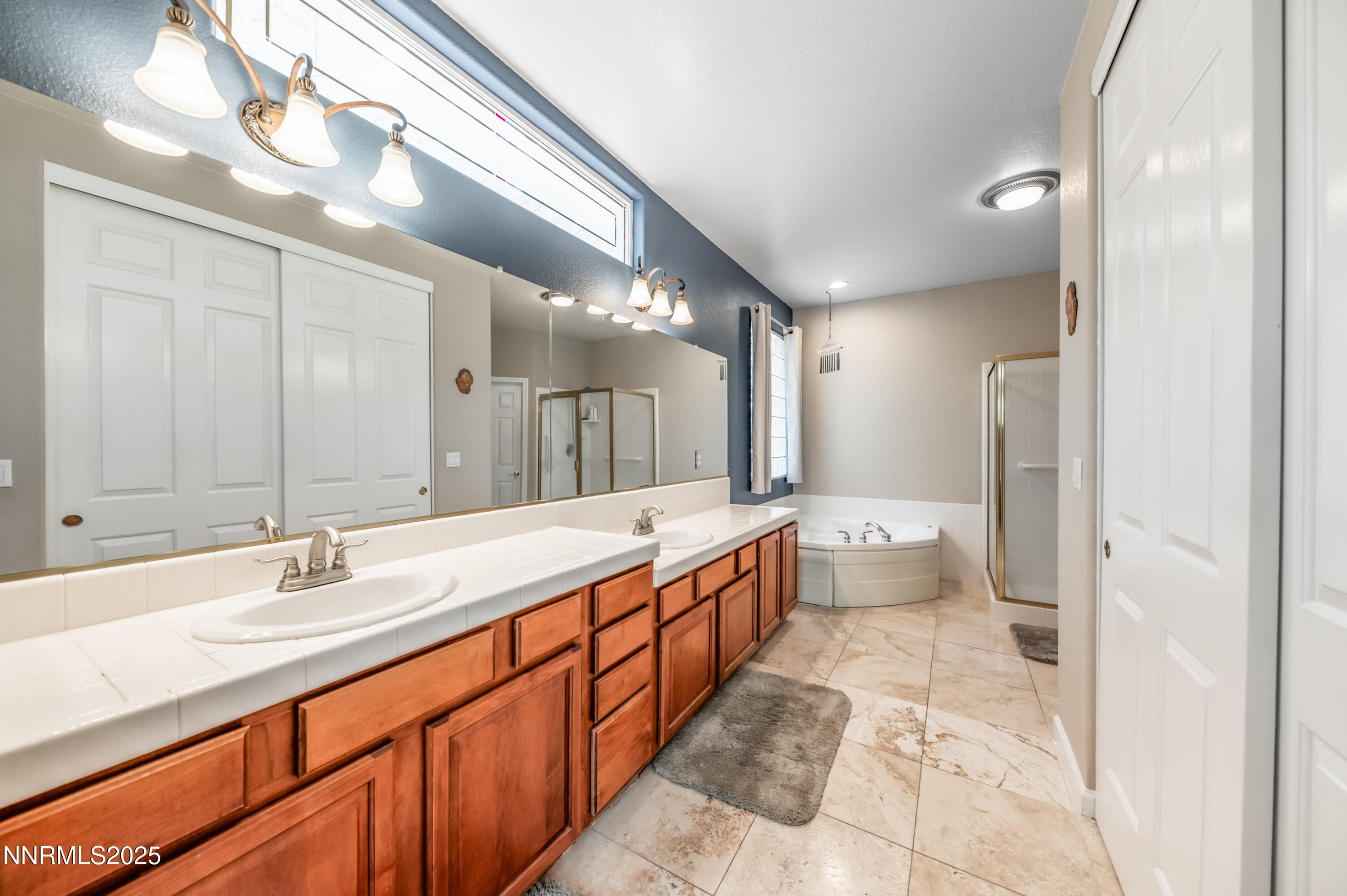 4999 Foxcreek Trail Reno, NV 89519 - Photo 22 of 46 f-1041_834