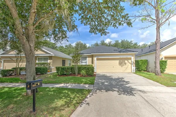 $335,000 | 5843 Wrenwater Drive, Lithia, FL 33547