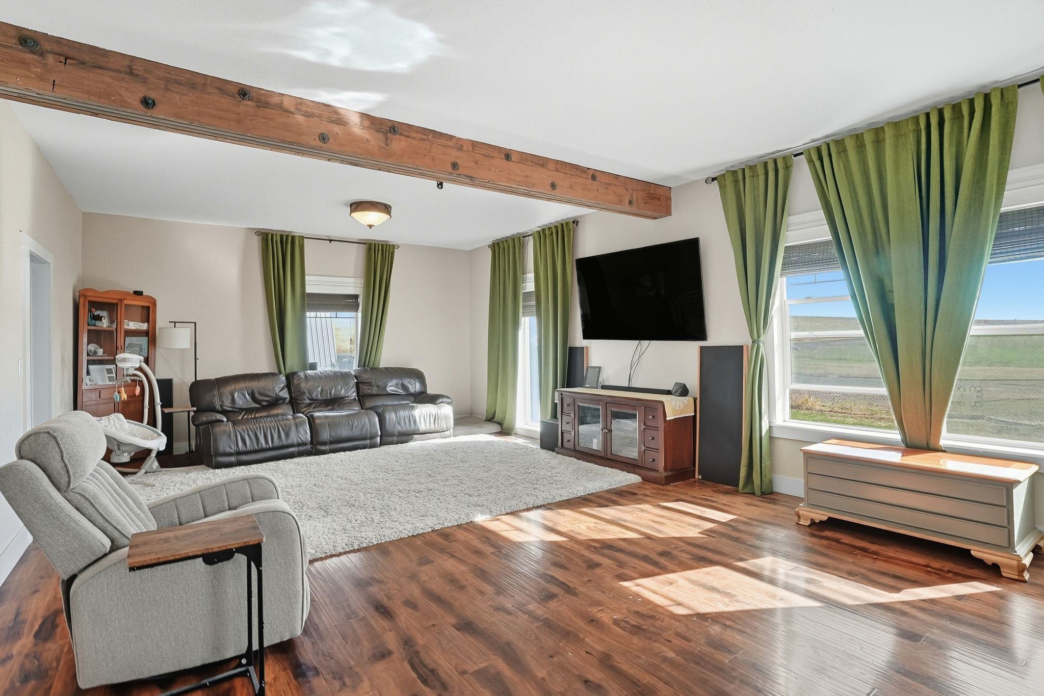 5283 Estate Road North Sprague, WA 99032 - Photo 3 of 43