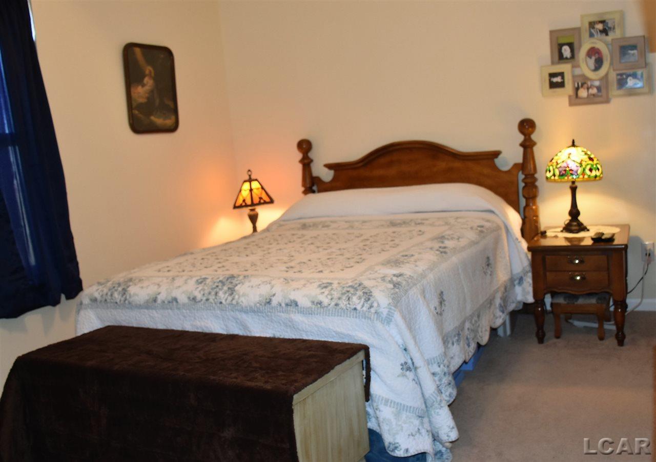 576 Ridge Lane Tecumseh, MI 49286 - Photo 10 of 14 31367855-9.JPG