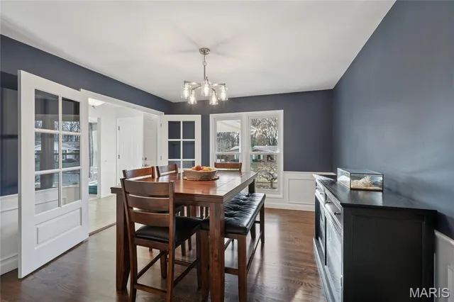 $525,000 | 323 Algonquin Drive, Ballwin, MO 63011