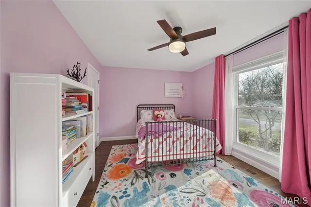 $525,000 | 323 Algonquin Drive, Ballwin, MO 63011