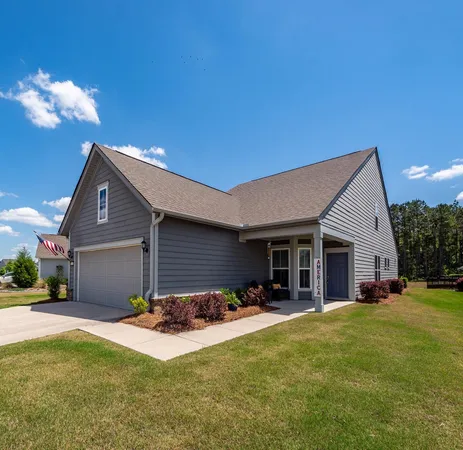 $579,900 | 618 Daffodil Street, Summerville, SC 29486