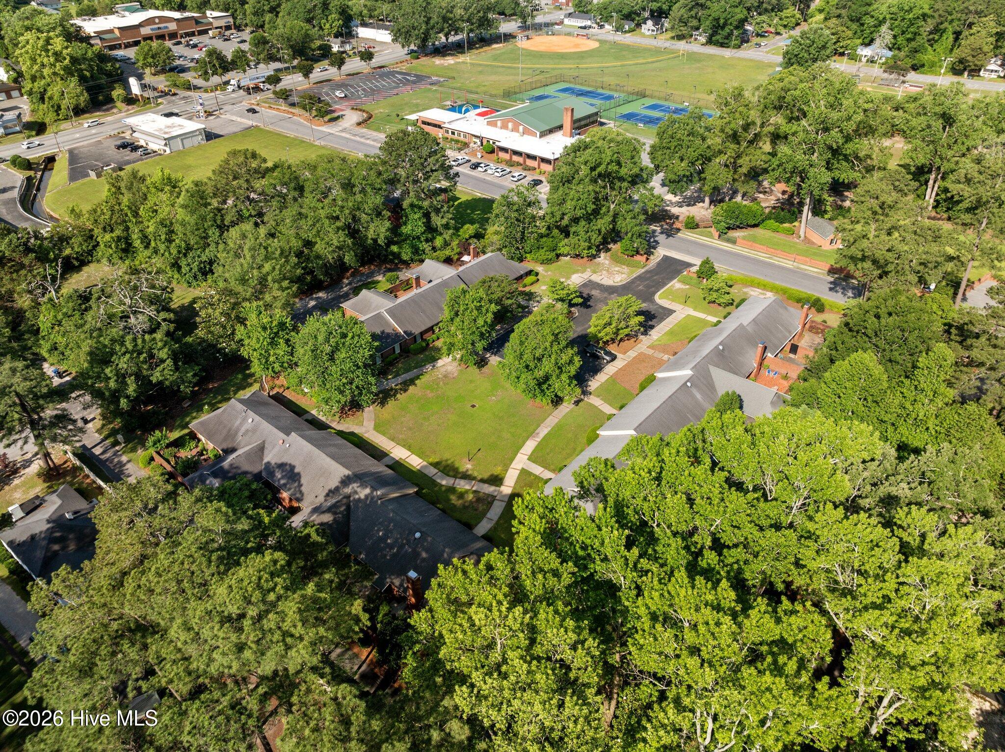 809 Greenbriar Road Kinston, NC 28501 - Photo 9 of 47 9-web-or-mls-DJI_0319