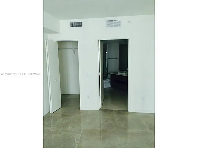 $4,450 | 1100 South Miami Avenue, Unit 1710, Miami, FL 33130