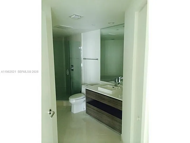 $4,450 | 1100 South Miami Avenue, Unit 1710, Miami, FL 33130