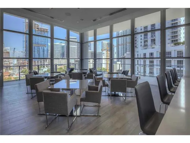 $4,450 | 1100 South Miami Avenue, Unit 1710, Miami, FL 33130