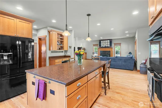 $1,279,000 | 23119 164th Street East, Orting, WA 98360