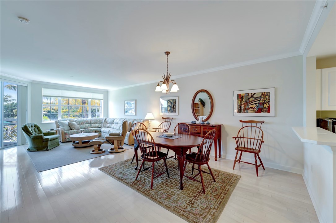 940 Turtle Cove Lane, Unit 208 Vero Beach, FL 32963 - Photo 7 of 35 a view of a livingroom with furniture and window