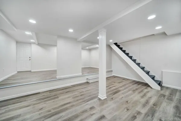 $998,888 | 76 Balcom Road, Farmingdale, NY 11735