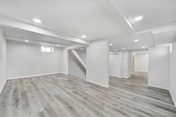 $998,888 | 76 Balcom Road, Farmingdale, NY 11735